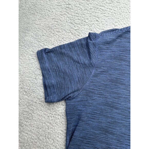 Lululemon training top men’s large navy/black stripe short sleeve - Picture 3 of 9